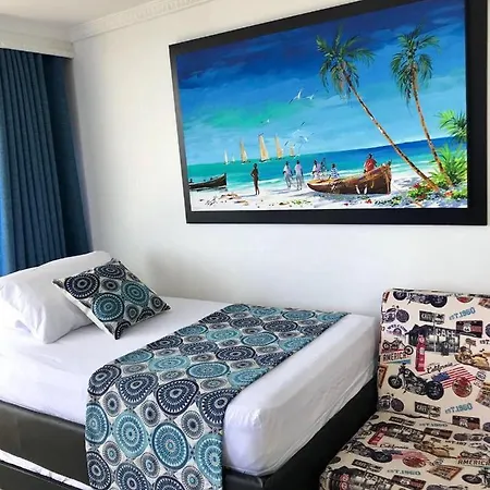 Apartamento Alcoba, El Laguito Beach, * Cartagena